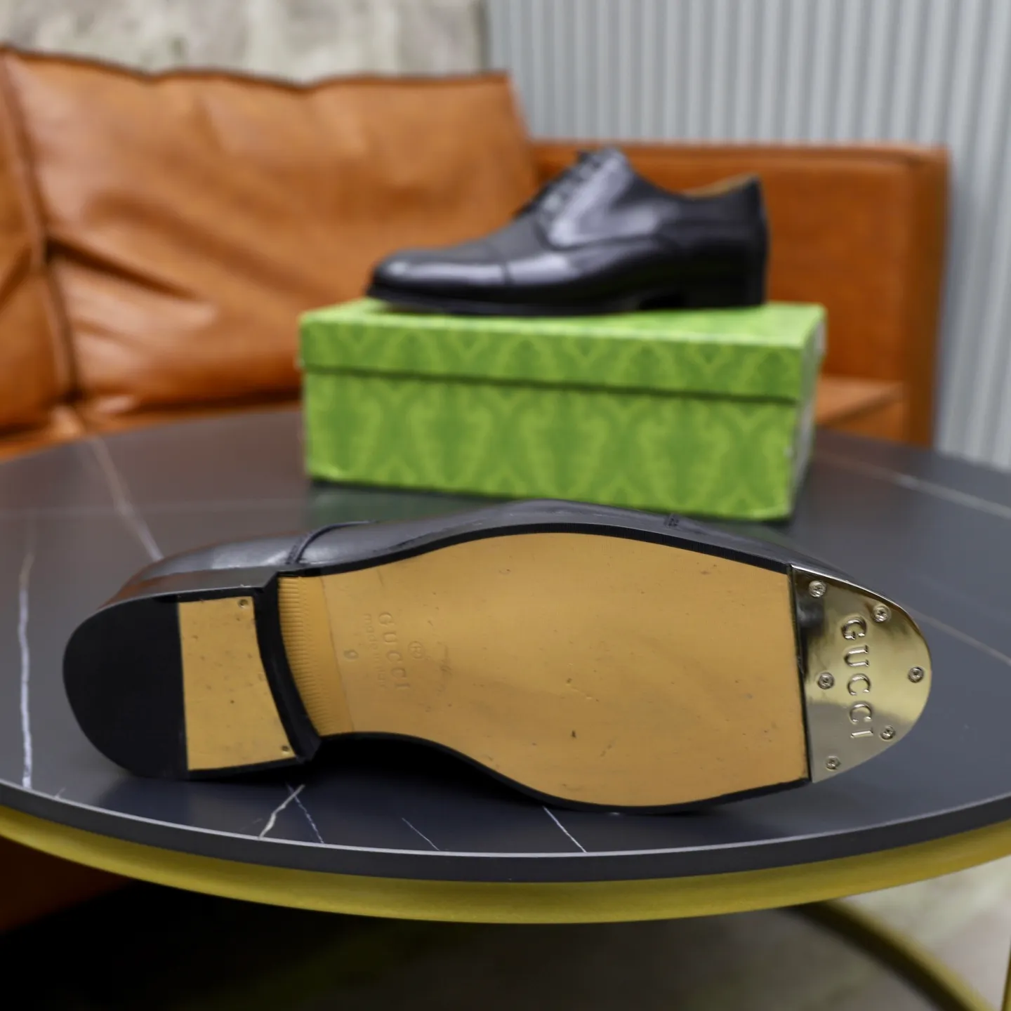 Men's shoes 💰660💰🙅‍♂️🙅‍♂️🙅‍♂️Niuli Brand: Gucci GuCCI Standard code: Men's code 39-44 (45 can be customized) Grade: Same style as the official website Original quality Material: Original cowhide surface Comfortable cowhide lining Original outsole Style category: Men's fashionable casual leather shoes Distinguished big-name luxury elements, top luxury Color: actual picture color
